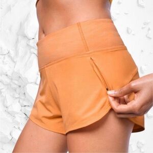 outdoor voices hudson short in cantaloupe